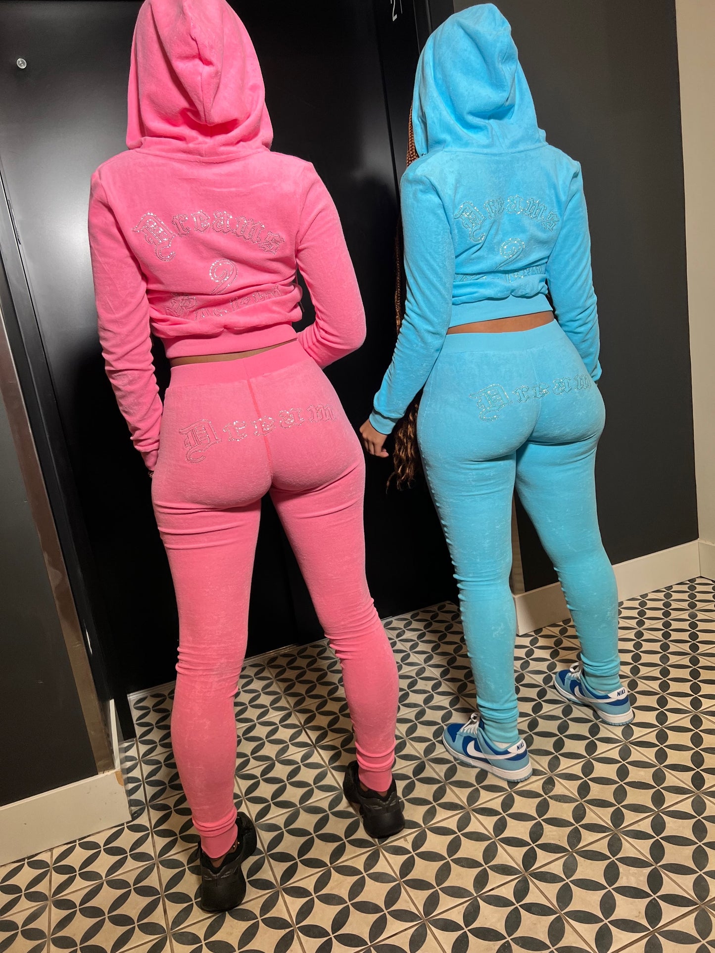 V-Lux Fitted Tracksuit  image 7