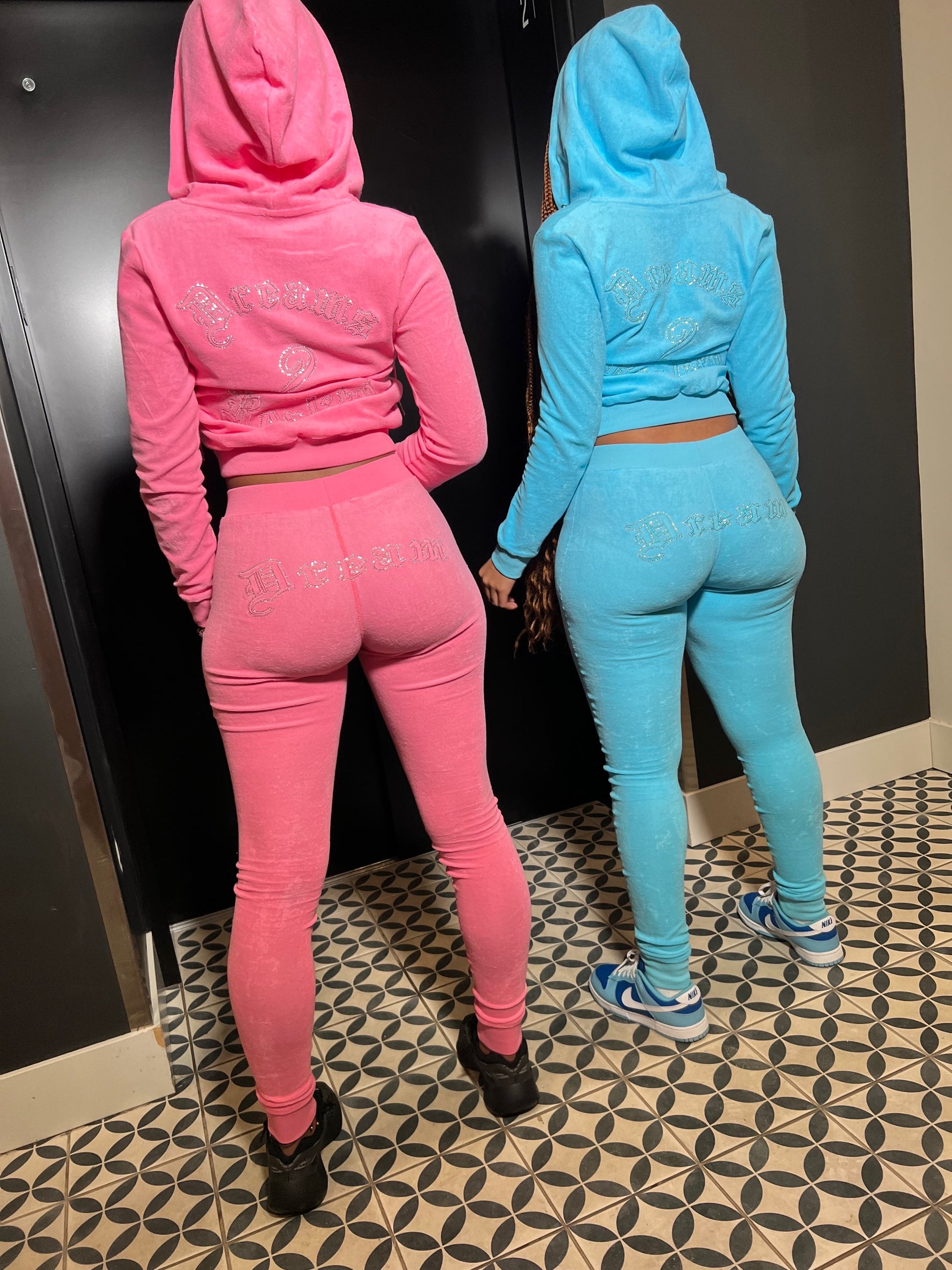 V-Lux Fitted Tracksuit  image 7