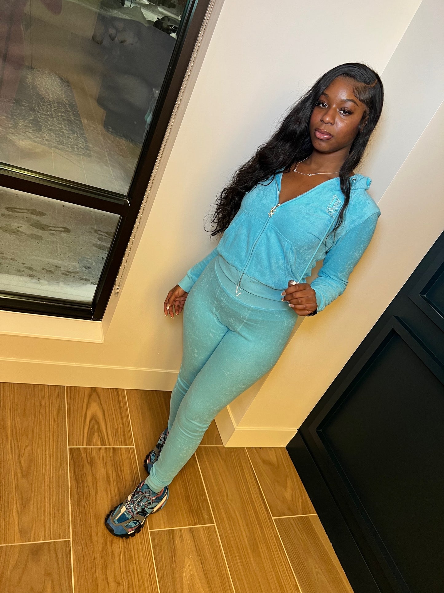 V-Lux Fitted Tracksuit  image 5